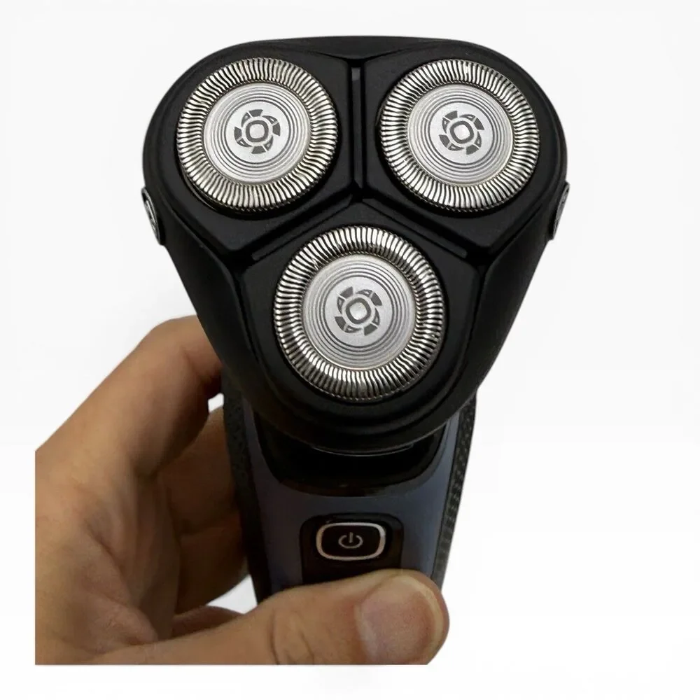 Philips Norelco Shaver 3600 Rechargeable Wet and Dry Electric S3243